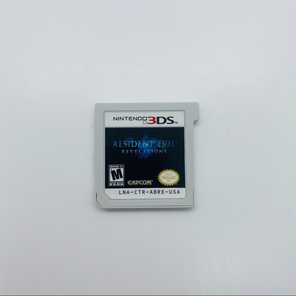 Resident Evil: Revelations (Nintendo 3DS, 2012) Capcom Zombie Game